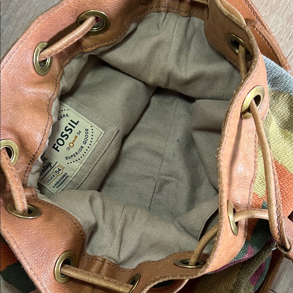 Multi-Color knit & Leather Drawstring Bucket Bag - Picture 5 of 7